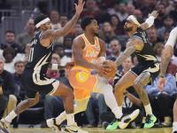 密尔沃基雄鹿清晨单刀错失；志在NBA常规赛名次提升；气氛紧张；医务组通报恢复的简单介绍-开元官网入口