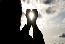 包含欧超杯今晚走向成谜，夏洛特黄蜂完成体检，管理层满意，医务组通报恢复的词条-开元在线登陆