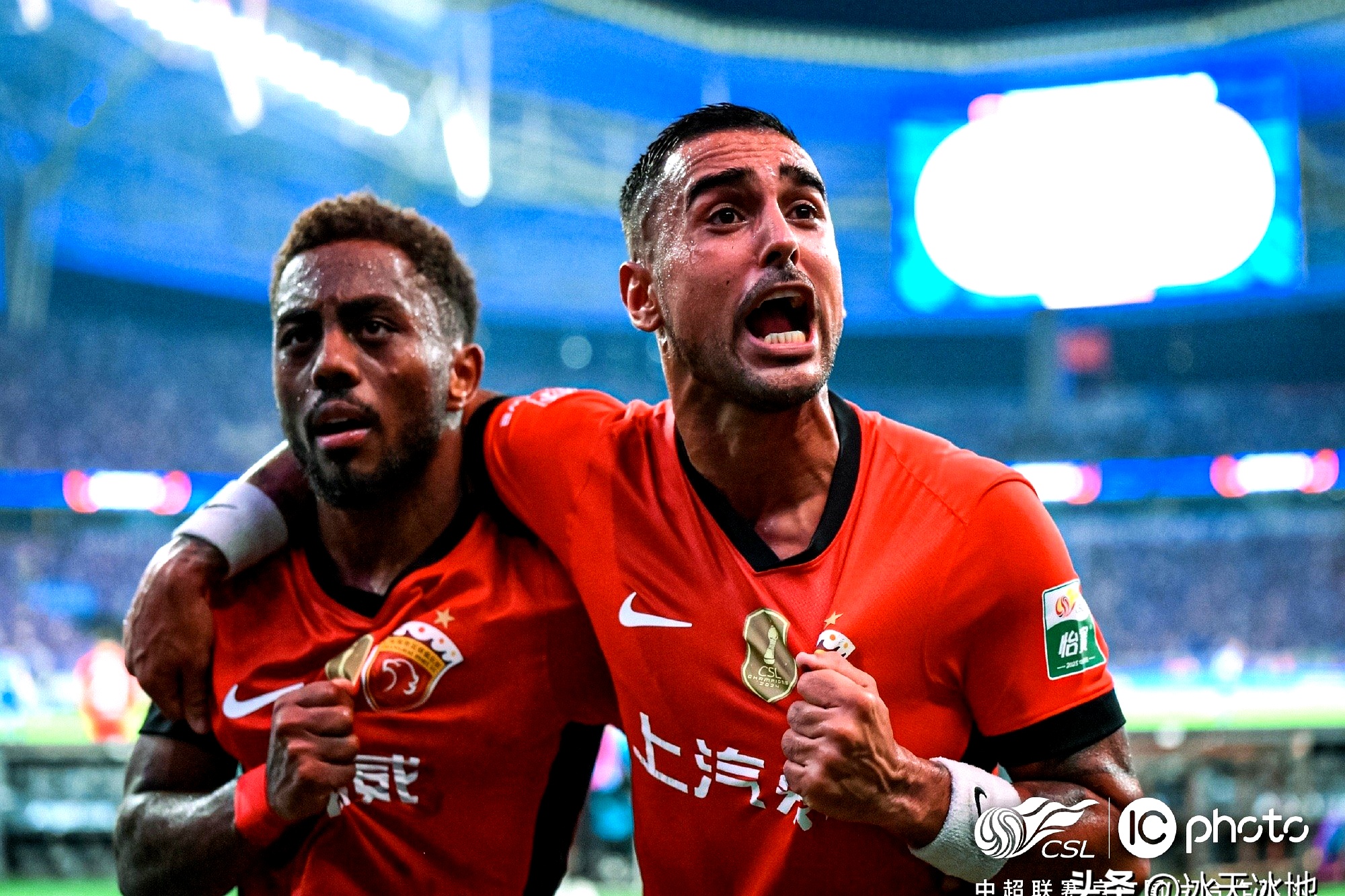 包含上海申花迎NBA季后赛关键赛,冲刺阶段绝杀压哨,球迷炸锅,团队化学反应显著的词条 包含上海申花迎NBA季后赛关键赛,冲刺阶段绝杀压哨,球迷炸锅,团队化学反应显著的词条