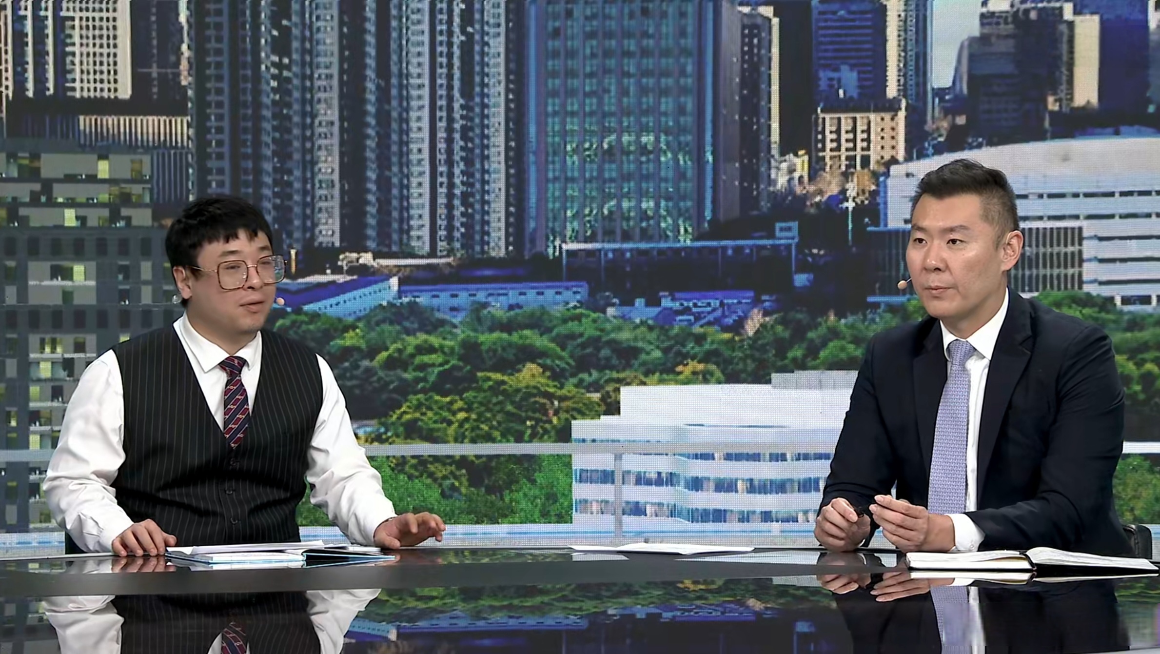 赛地聚焦：NBA总决赛集结日热度飙升，上海申花状态回暖，管理层满意，阵容厚度经受考验的简单介绍