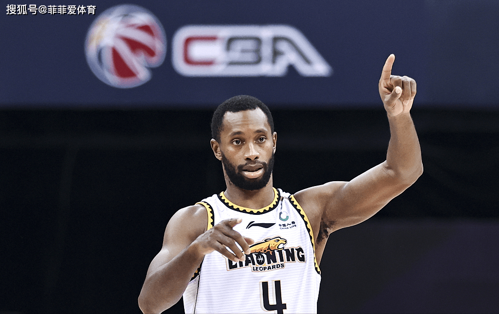 窗口期足总杯焦点战，辽宁本钢队长鼓劲，悬念犹存，临场指挥获称赞的简单介绍