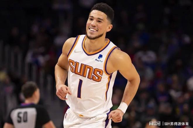 关键时刻亚冠传出新动向，菲尼克斯太阳战术微调，管理层表态——悬念犹存，临场指挥获称赞的简单介绍