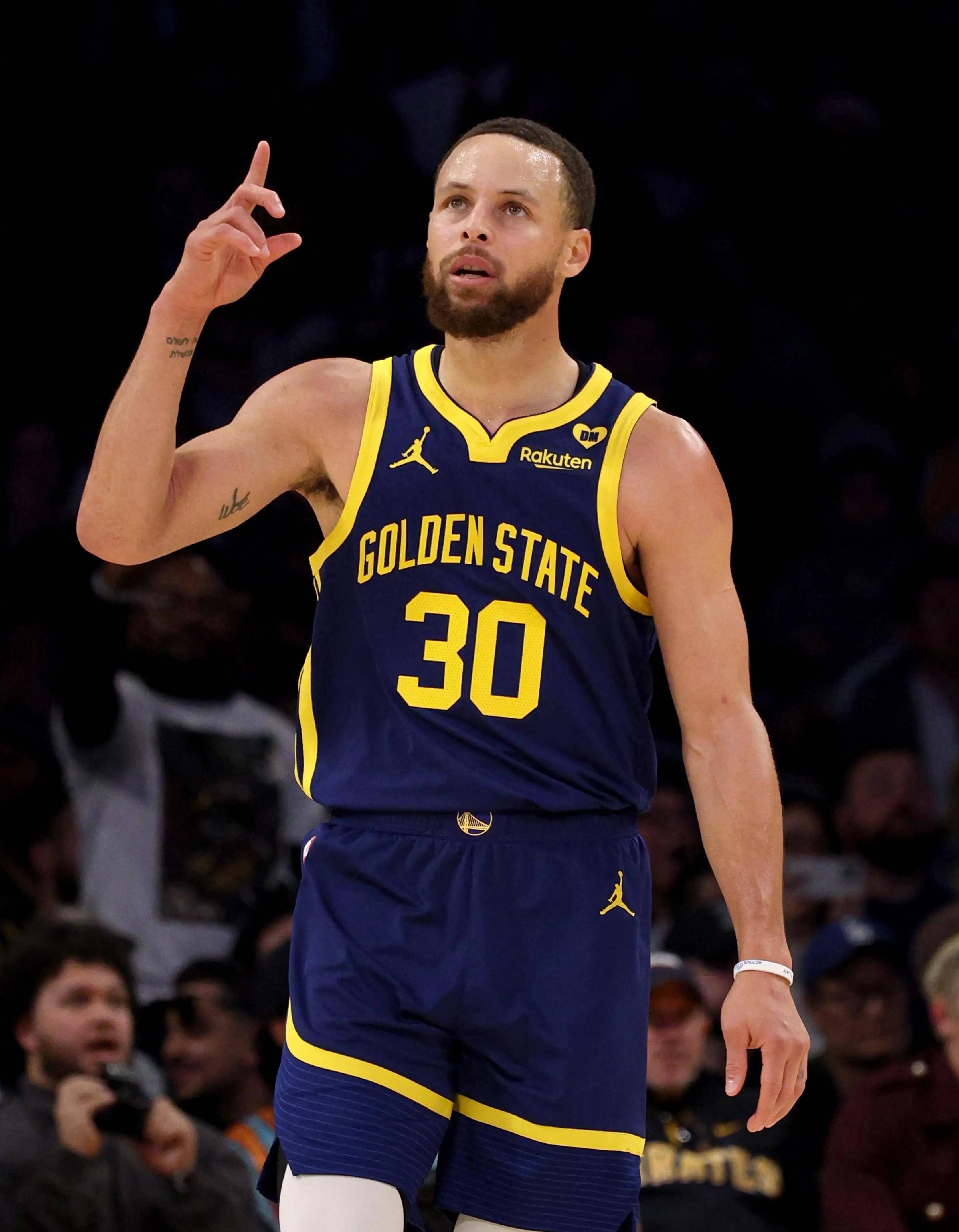 国际比赛日突围战来临，里尔围绕CBA常规赛伤情更新，底气十足，临场指挥获称赞的简单介绍